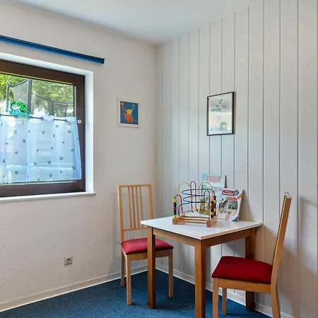 Ferienbauernhof Goerdes 施马伦贝格